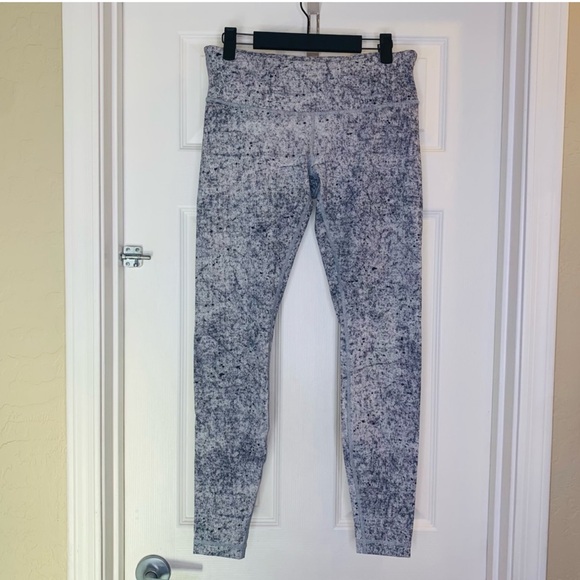 Lululemon Align 28” Leggings Size 8 - Picture 1 of 4